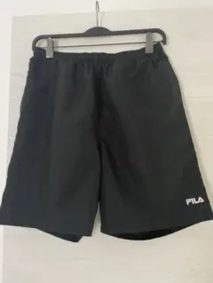 FILA ブラック ショートパンツ M