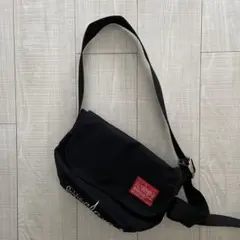 Manhattan Portage BEAMS メッセンジャーバッグ ブラック