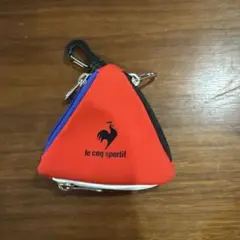 le coq sportif 三角形ポーチ
