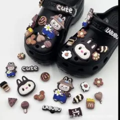 ラブブ　クロックスジビレッ　16個