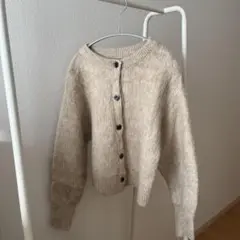 N. カーディガン