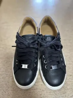 UGG ブラックレザー スニーカー　23㎝