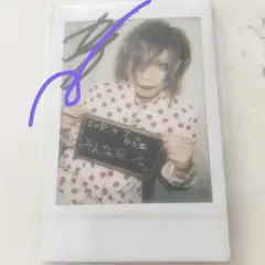 R指定 KiD 蛾と蝶 楓 チェキ サイン入り - メルカリ