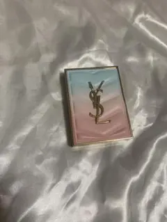 YSL イヴサンローラン クチュールミニクラッチ 125 アイシャドウ