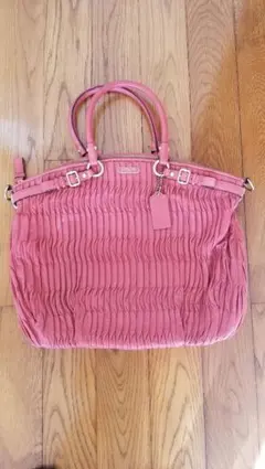 コーチ　マディソンギャザー