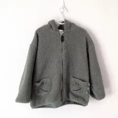 futafuta　恐竜風フード、ポケット付きボアジャケット