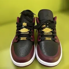 Item thumbnail for item c8a7ae19-f5de-4e38-b40e-1176fdf5fa5a