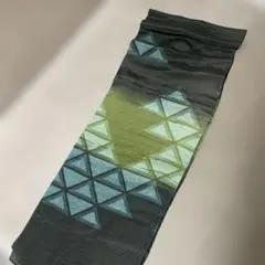 新品　正絹　帯揚　グリーンの幾何学模様 グラデーション