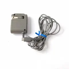 美品　ニンテンドーDSlite　純正ACアダプター 充電器　USG-002