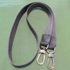 ロンシャン　ル・プリアージュネオ（M）の付属品ストラップ