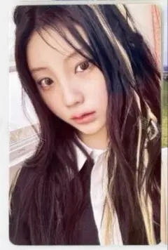 ILLIT ウォンヒ WONHEE 直筆サイン入りチェキ　bomb 未公開 ILLIT ウォンヒ WONHEE 直筆サイン入りチェキ bomb 未公開 ILLIT