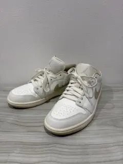 NIKE AIR JORDAN 1 LOW スニーカー ベージュ