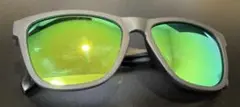 【ケース付き】goodr グリーンミラー ブラックフレーム サングラス
