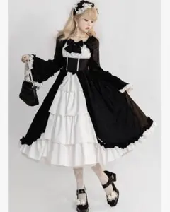 【新品タグ付き】ゴスロリ・ロリータドレス ブラック/ホワイト【Mサイズ】