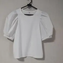 GU ホワイト パフスリーブ Tシャツ M