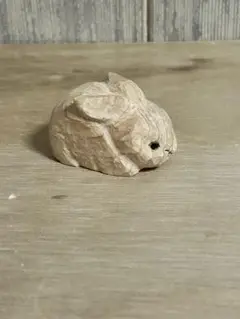 木彫りうさぎ
