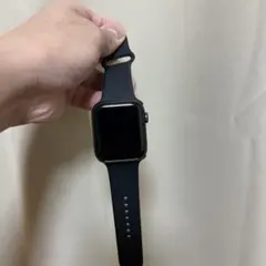 新品に近いスマートウォッチで、アプリに接続して利用できます。値段 