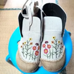 森ガール系　未使用　刺繍スニーカー