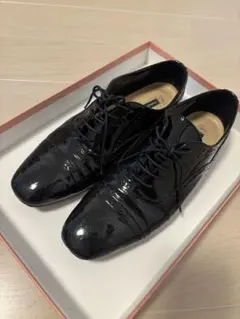 FABIO RUSCONI ブラックエナメルシューズ