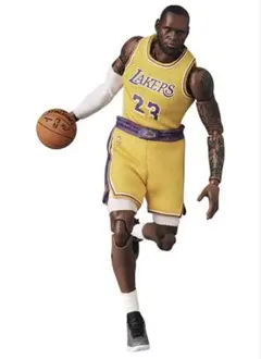 新品・未開封】MAFEX レブロン・ジェームズ LeBron James - メルカリ
