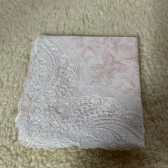 CELINE ピンク レース ハンカチ