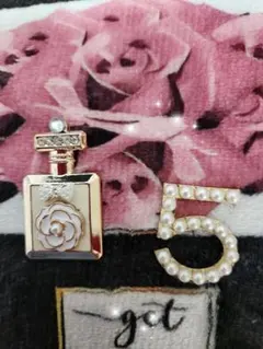 カメリアデコブローチセット