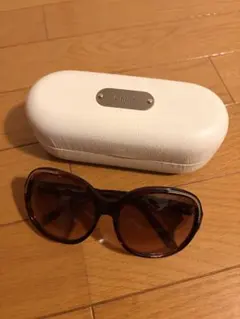 Chloe クロエ　サングラス　CL2210A ブラウンのサムネイル