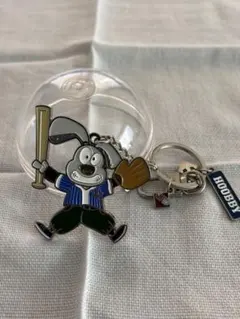 アパレルブランドHOOK 野球 ウサギ キャラクター キーホルダー