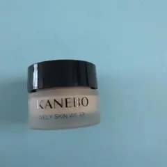 KANEBO ライブリースキン　ウエア 4g