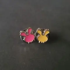 うさぎ ピンバッジ ピンズ ブローチ 2個セット