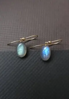 高品質ラブラドライトのシンプルピアス 14kgf