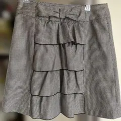 チェック柄フリルスカート
