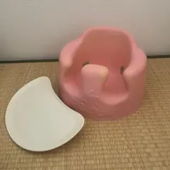 バンボ　ピンクのベビーチェア トレイ付き