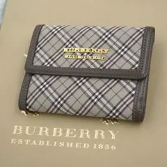 未使用品　BURBERRY BLUE LABEL 二つ折り財布　ノバチェック