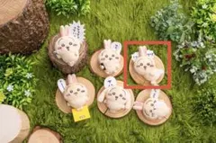 ちいかわ うさぎだらけくじ-E賞【ぬいぐるみバッジ（ハァ！？）】