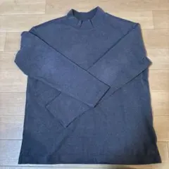 ユニクロ 長袖タートル 140 グレー