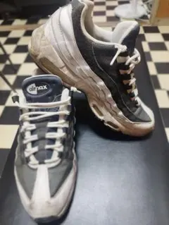 NIKE Air Max 95 ホワイト ブラックのサムネイル