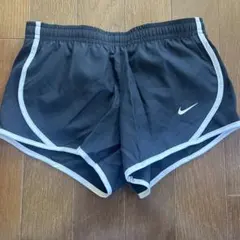 Nike Dri-FIT ハーフパンツ XS