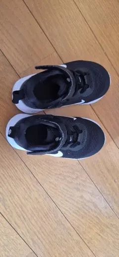 (値下げ中)Nike ブラック キッズスニーカー　　12cm