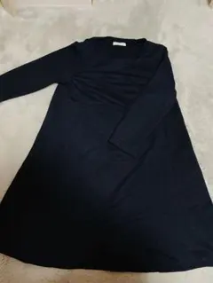 【新品】イーハイフンワールドギャラリー　膝丈ワンピース　無地　紺色　ネイビー