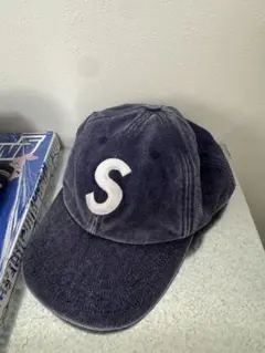 supreme キャップ　ネイビーのサムネイル