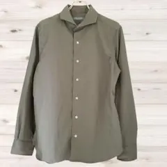 B2492 UNITED ARROWS 長袖シャツ(L) カーキ 無地 綿のサムネイル