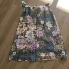 Aquascutum 花柄フレアロングスカート　日本製のサムネイル