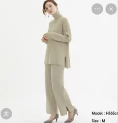 GU ワイドストレートニットパンツMサイズ　ウエストゴム　サイドスリット