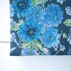 42.大花柄 YUWA LIVE LIFE collection 布生地 ブルー