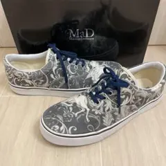 Item thumbnail for item 55ed9f6a-d421-43f1-9c74-c8ce830e3ba8