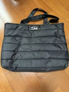 NICE CLAUP キルティングバッグ　美品！！