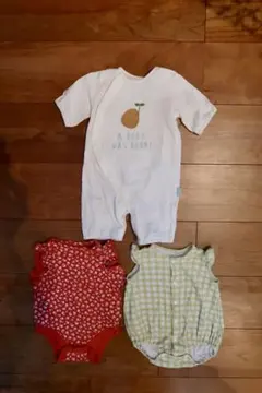 美品　ロンパース 60サイズ　3点まとめ売り