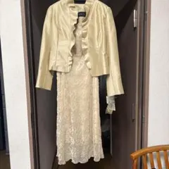フォーマルドレスとジャケットセット