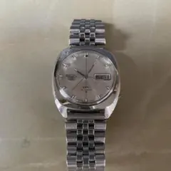 Item thumbnail for item 8a57e6bd-fdeb-4e98-b476-d2a8e7fe42e4